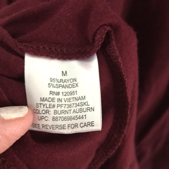 BLACK CHERRY DRESS WITH BELL SLEEVES SIZE MED LENGTH FROM SHOULDER IS 35in - Picture 4 of 5